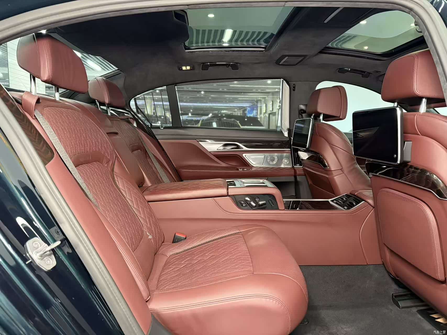 BMW 7 Series, 2021 13