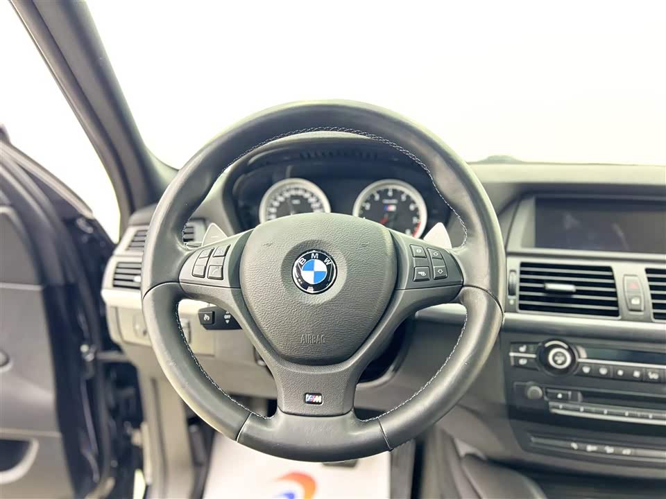 BMW X5 M