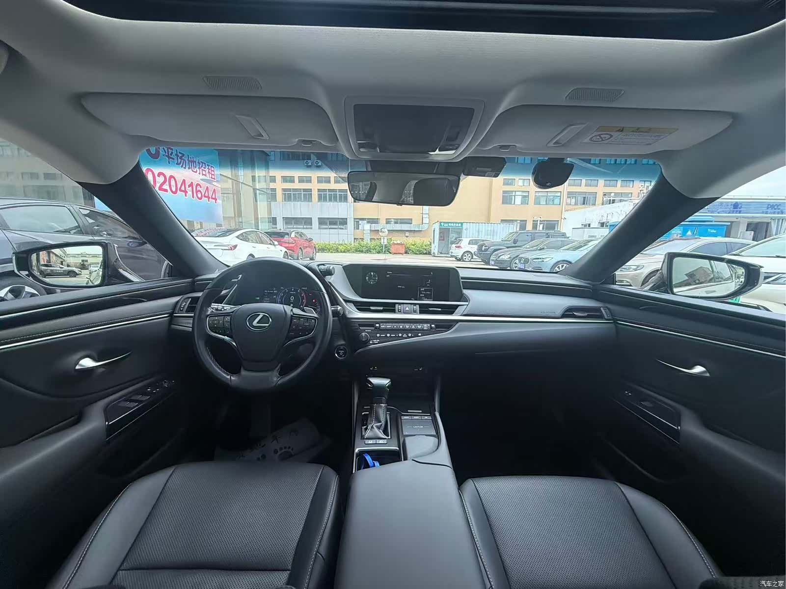 Lexus ES, 2019 7