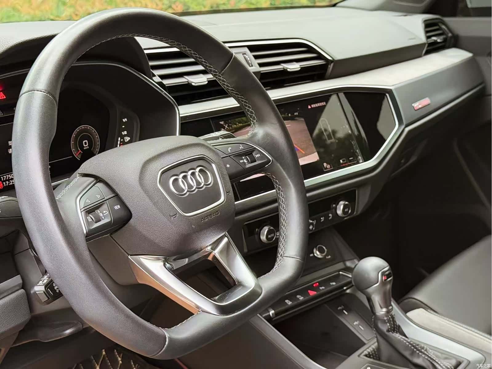Audi Q3, 2024 14