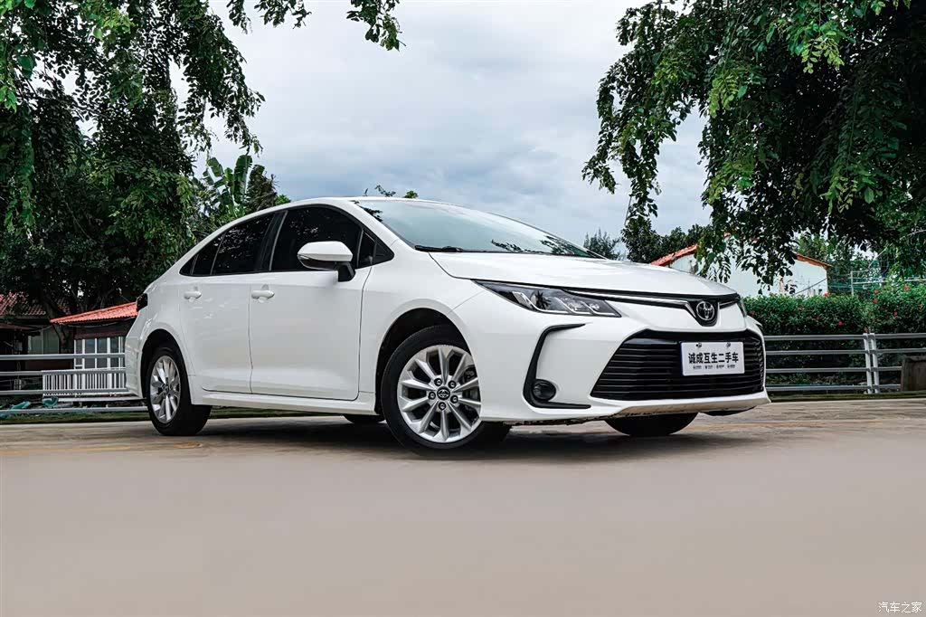 Toyota Corolla, 2022 3