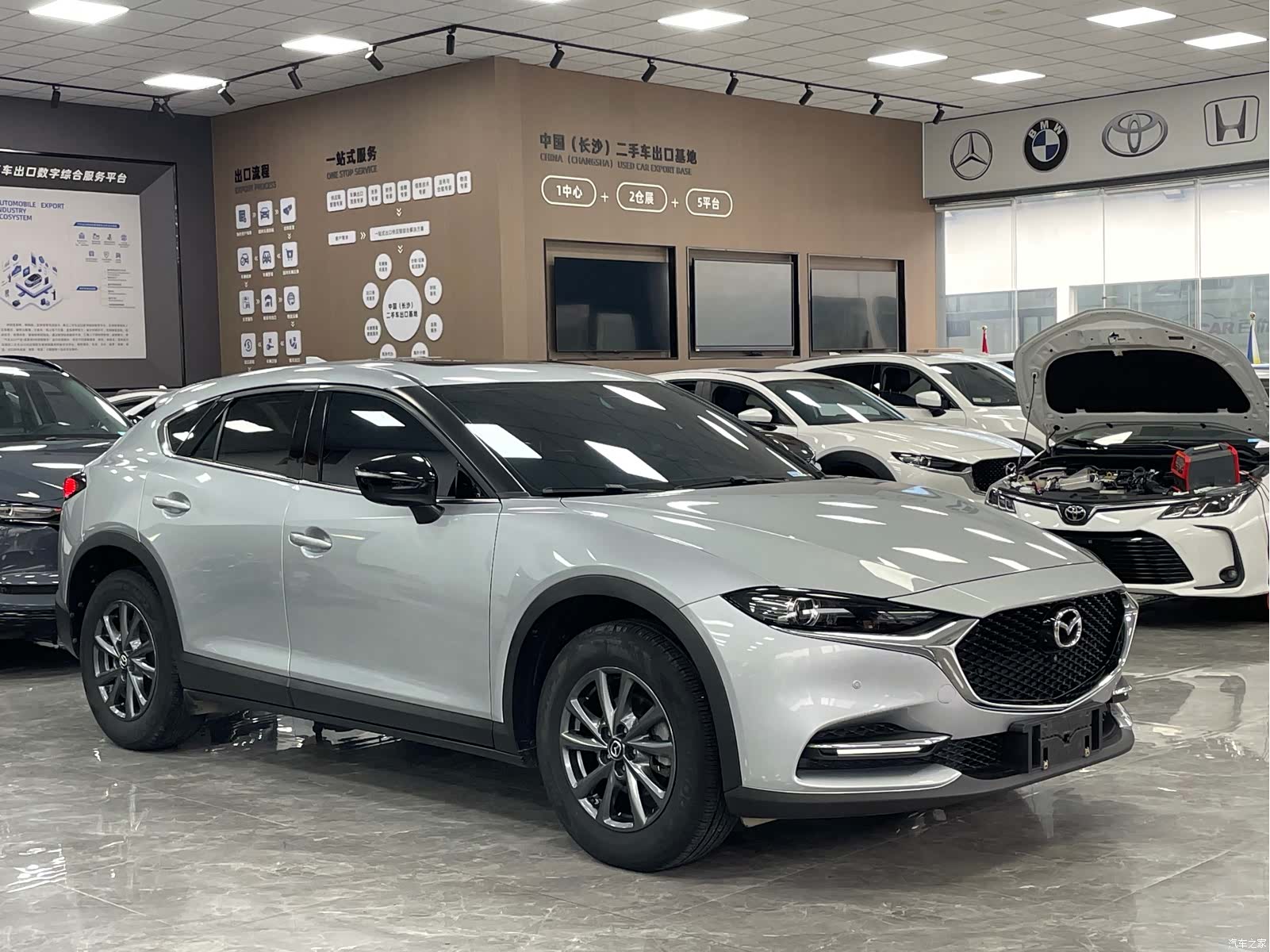 Mazda CX-4, 2021 3