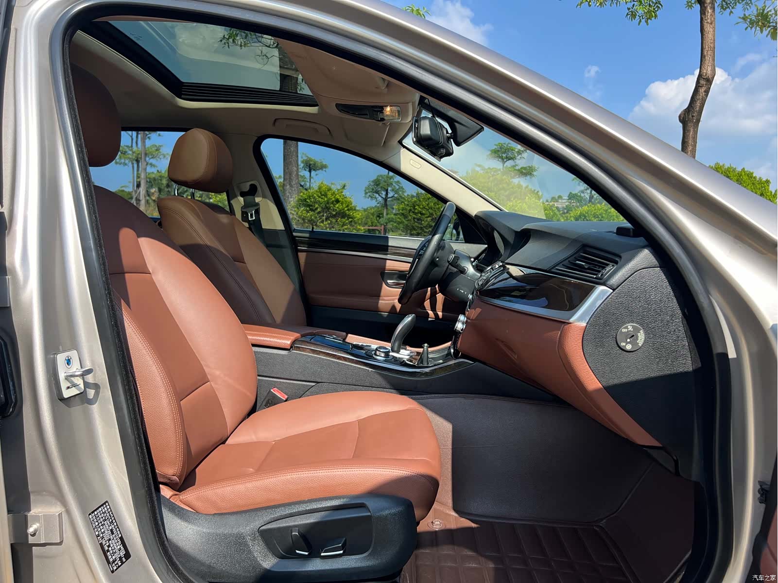BMW 5 Series, 2015 16