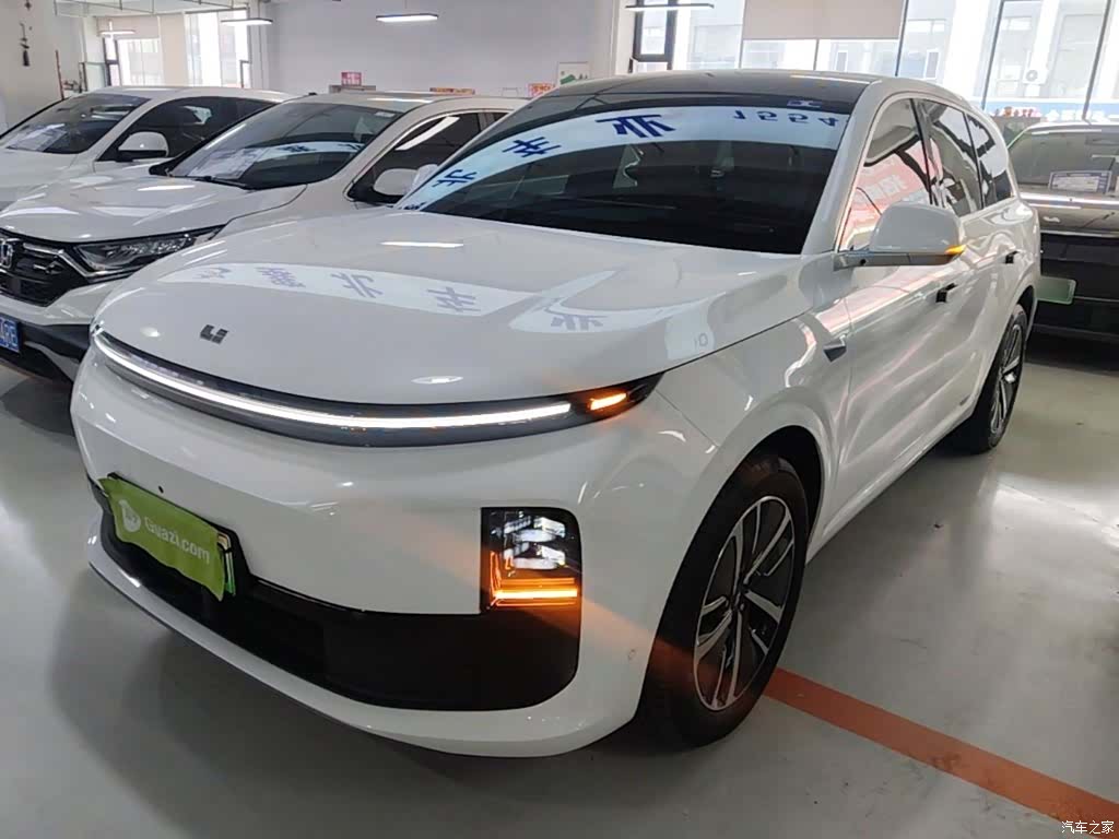 Li Auto L6, 2025 2