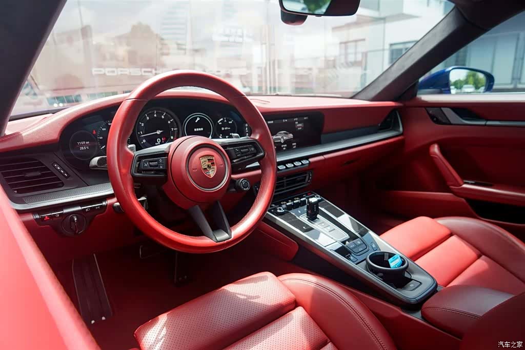 Porsche 911, 2021 23