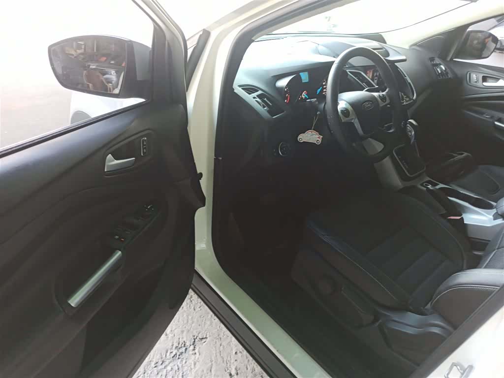 Ford Kuga, 2016 16