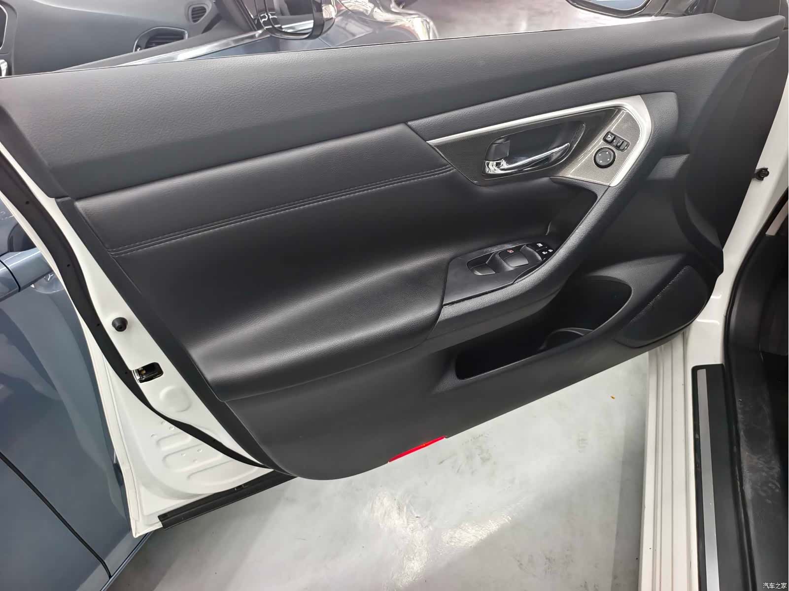 Nissan Teana, 2013 7