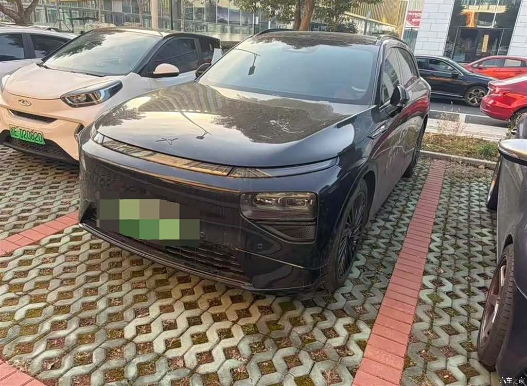 Xpeng G9, 2025 1