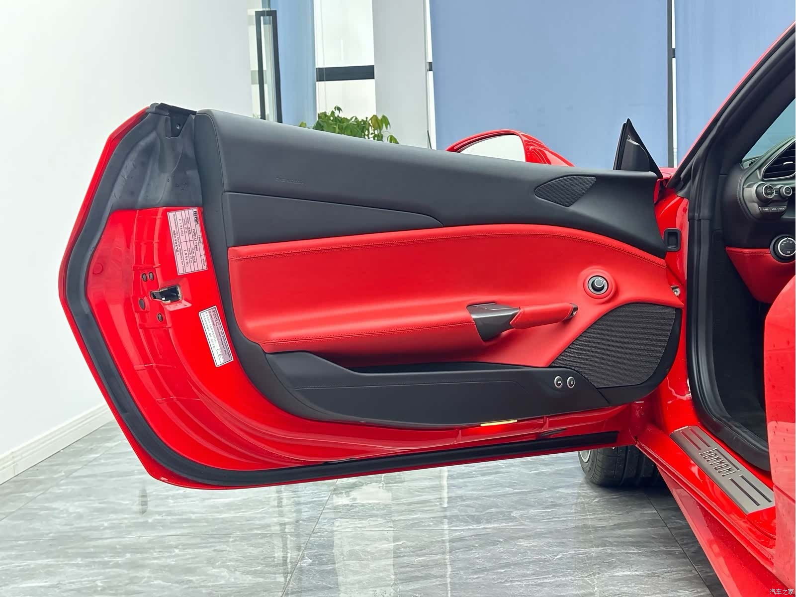 Ferrari 488, 2017 21