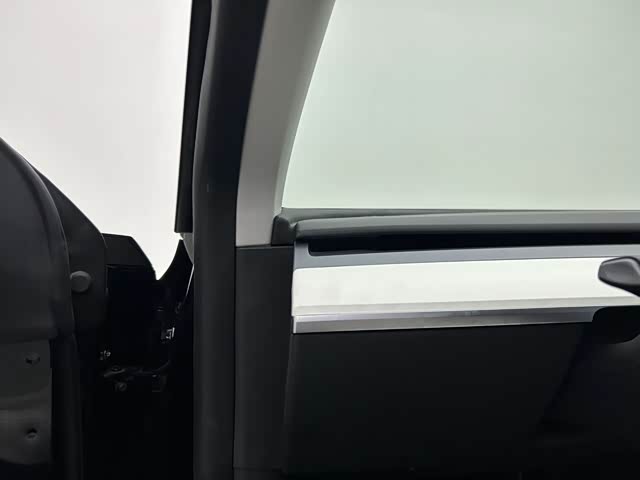 Tesla Model Y Tesla Model Y