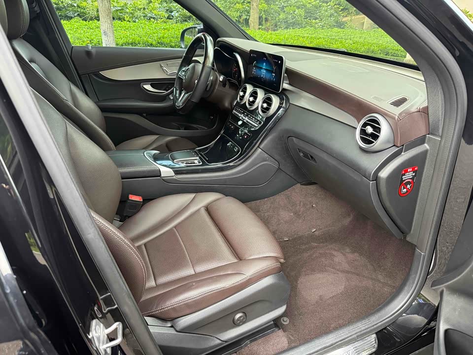 Mercedes-Benz GLC Mercedes-Benz GLC