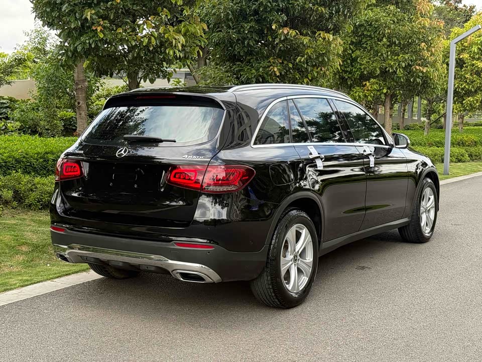 Mercedes-Benz GLC Mercedes-Benz GLC