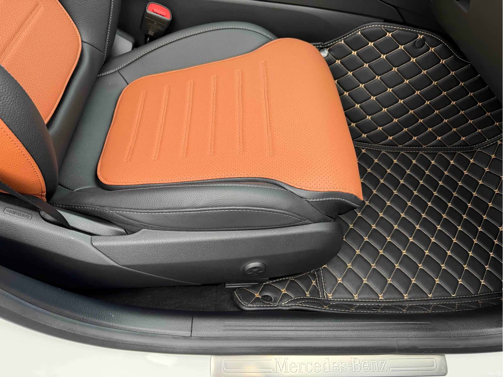 Mercedes-Benz C-Class, 2023 11