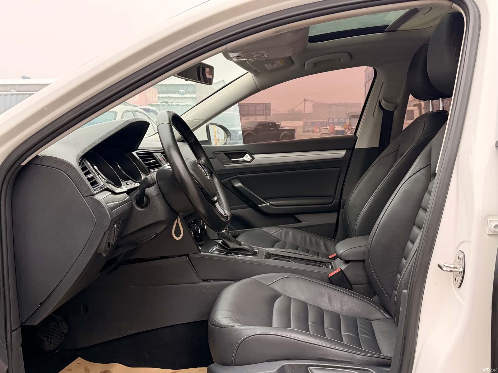 Volkswagen Lamando, 2018 11