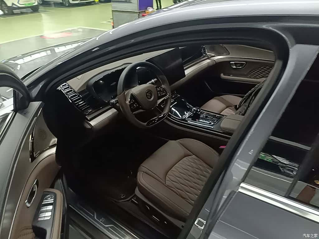 BYD Han, 2022 16