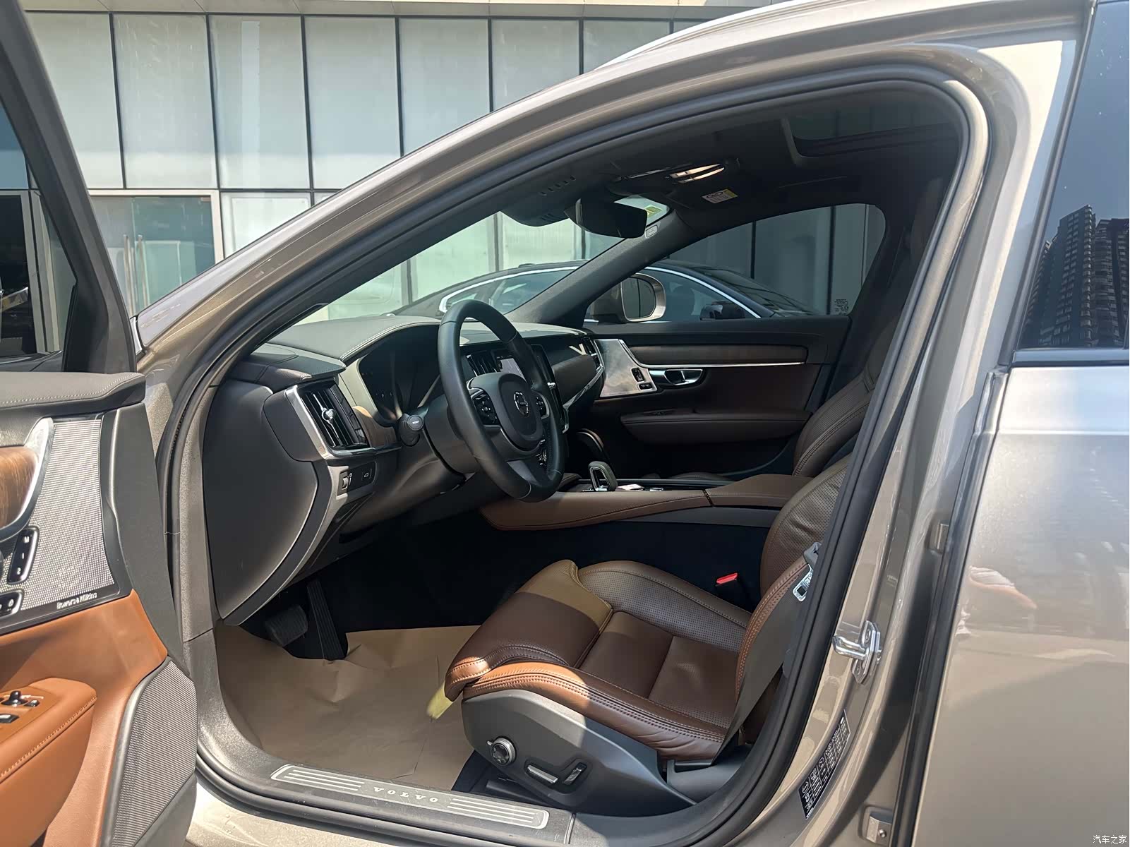 Volvo V90, 2022 8