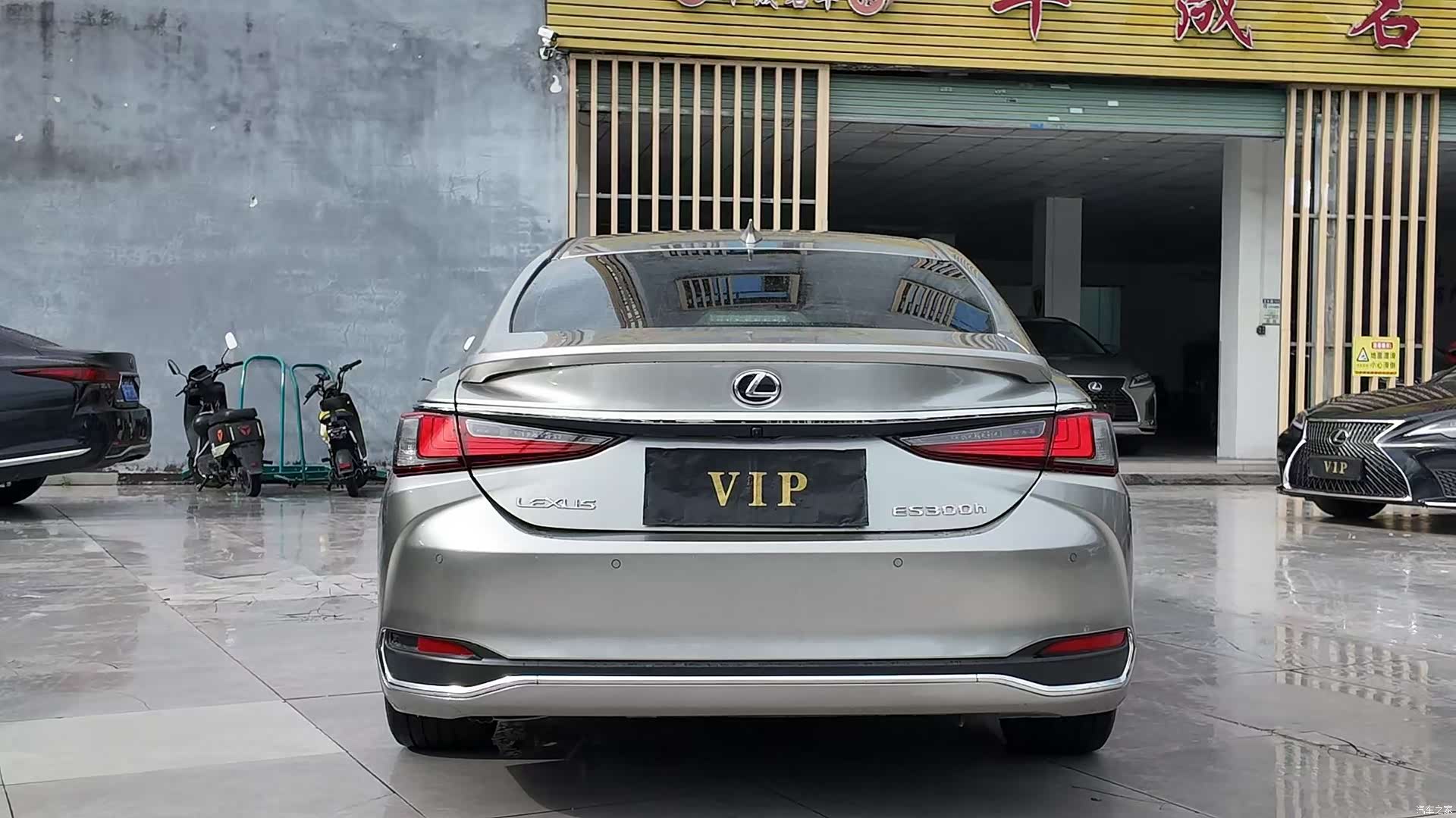 Lexus ES, 2024 11