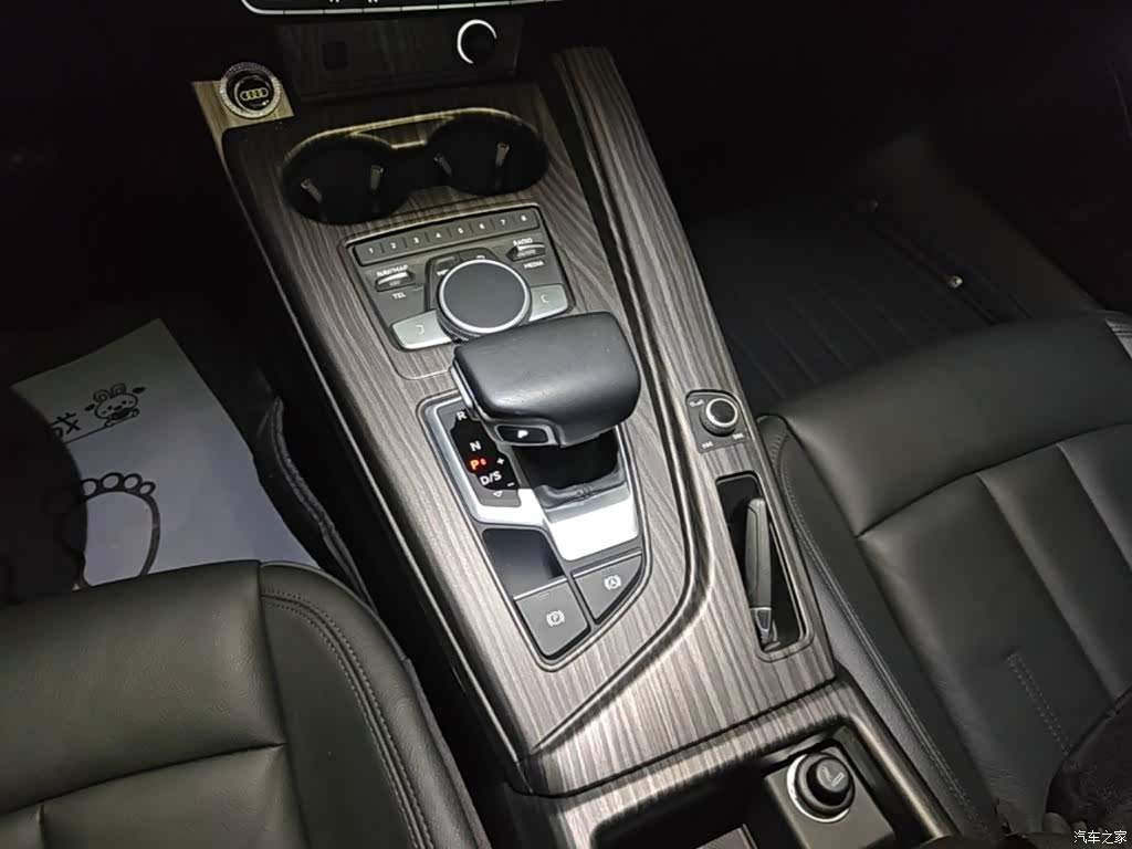 Audi A4L, 2017 10