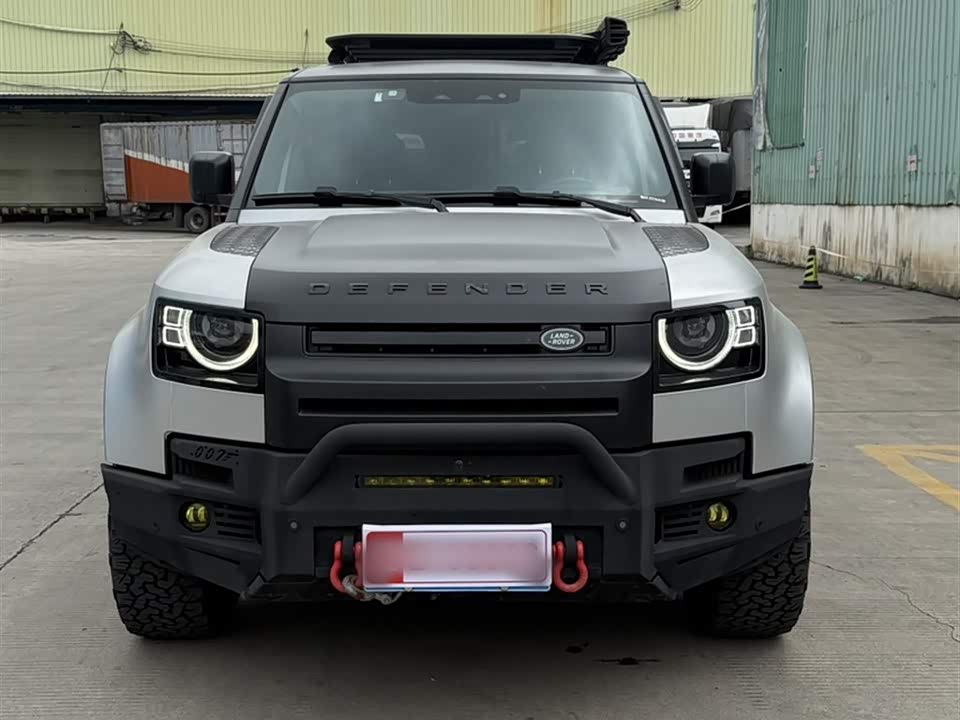 Land Rover guard