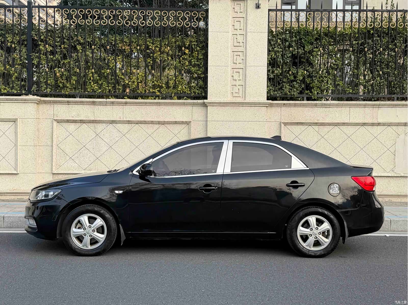 Kia GL, 2014 3