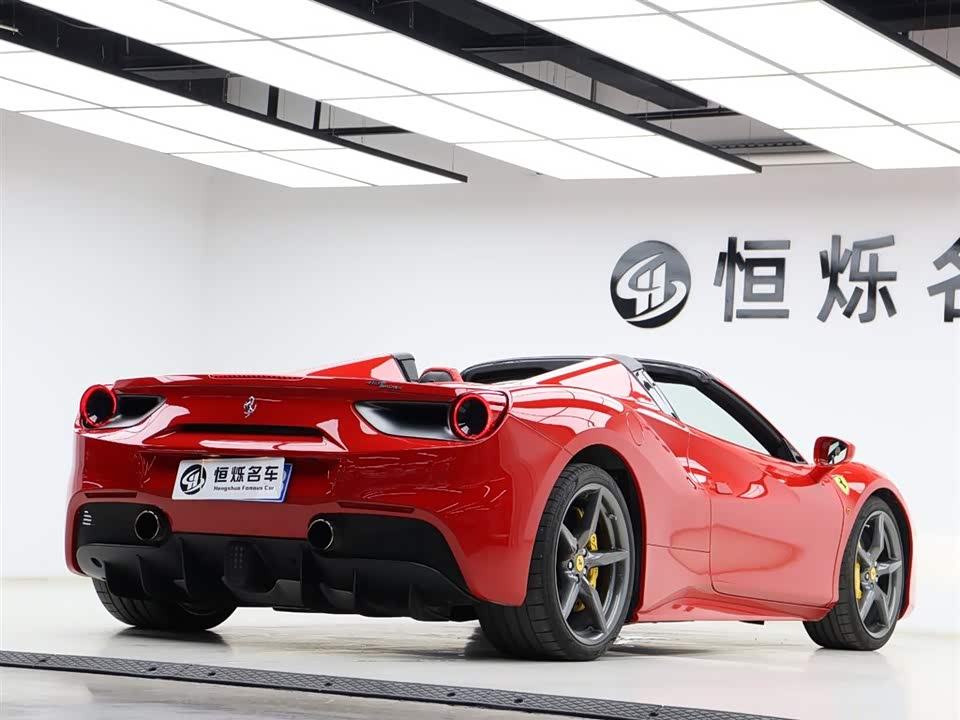 Ferrari 488