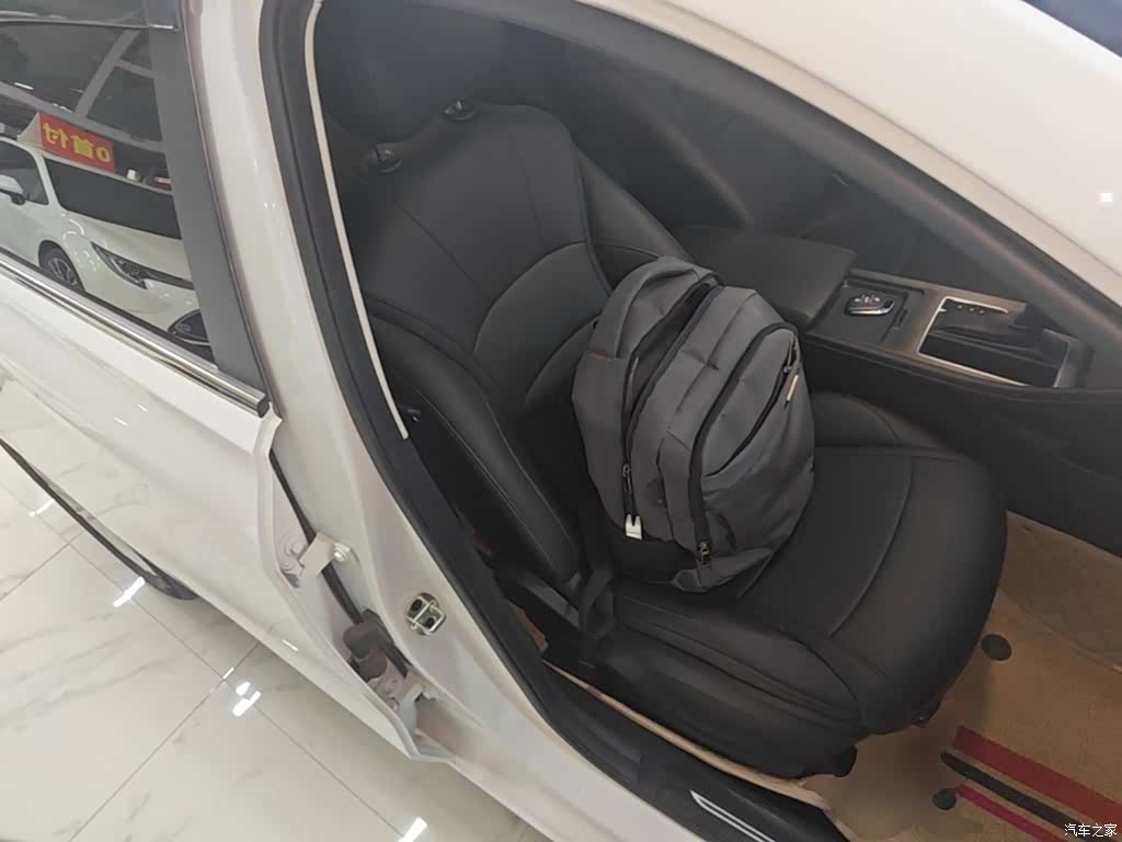 Roewe i5, 2025 25