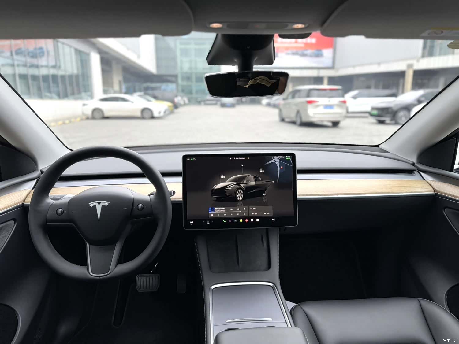 Tesla Model Y, 2023 6