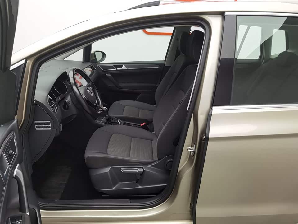 Volkswagen Golf*Jiayu Volkswagen Golf*Jiayu