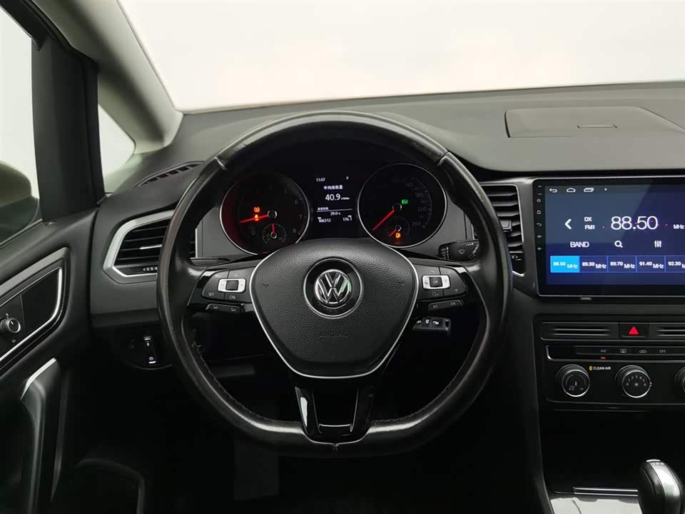 Volkswagen Golf*Jiayu Volkswagen Golf*Jiayu