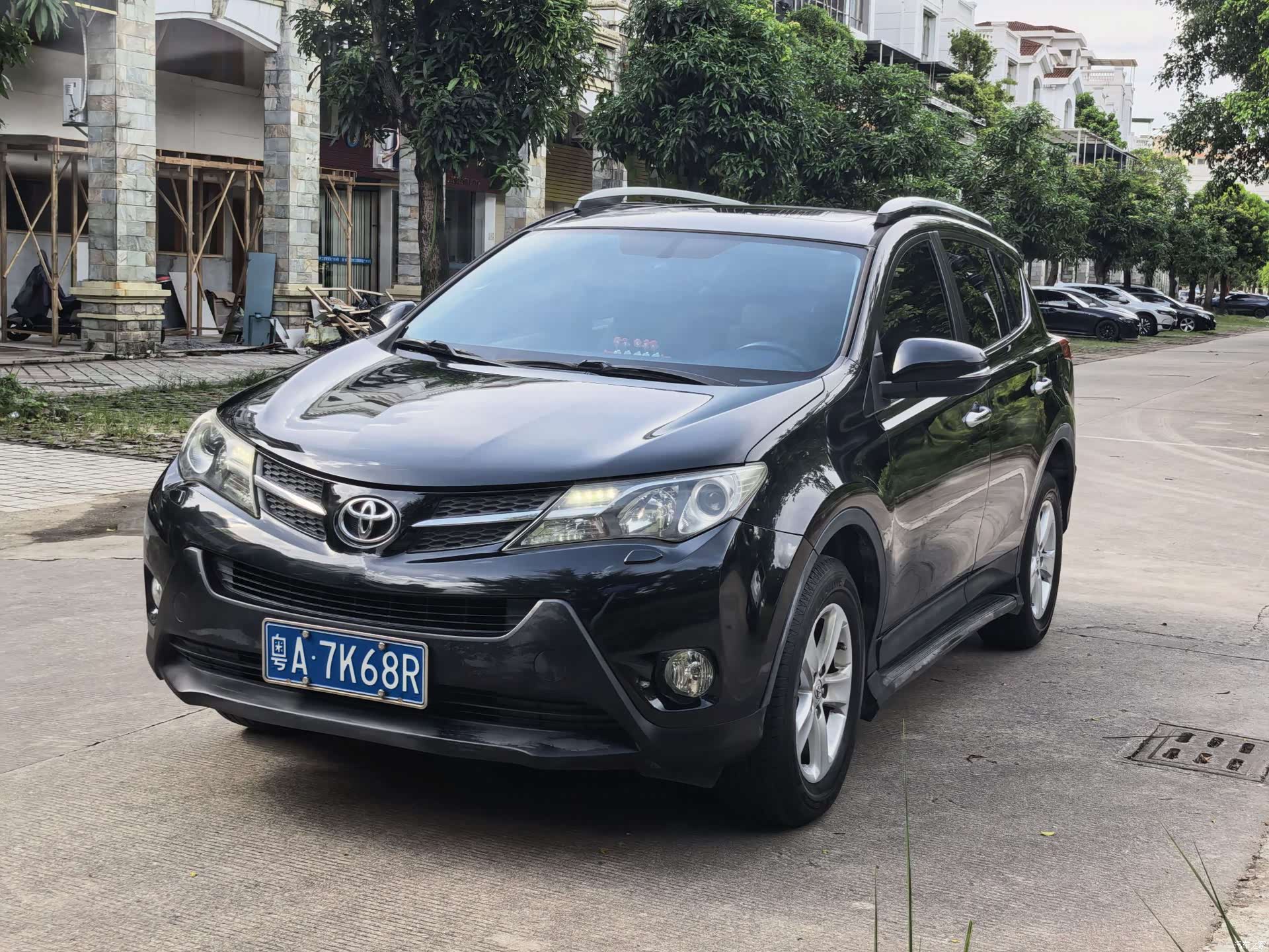Toyota RAV4, 2014 1