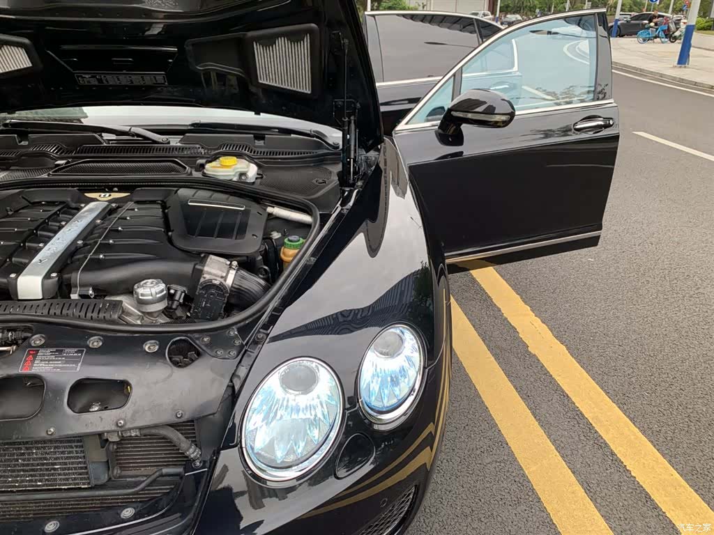 Bentley Flying Spur, 2012 21