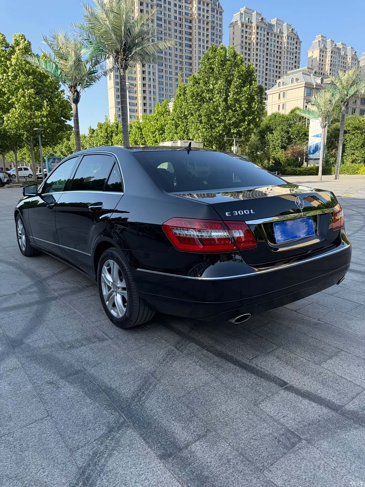 Mercedes-Benz E-Class, 2012 4