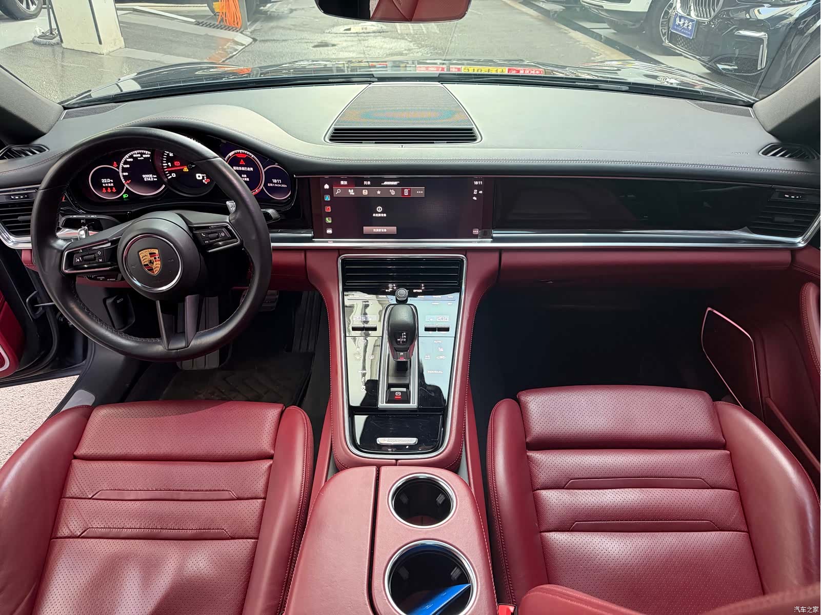 Porsche Panamera, 2022 11