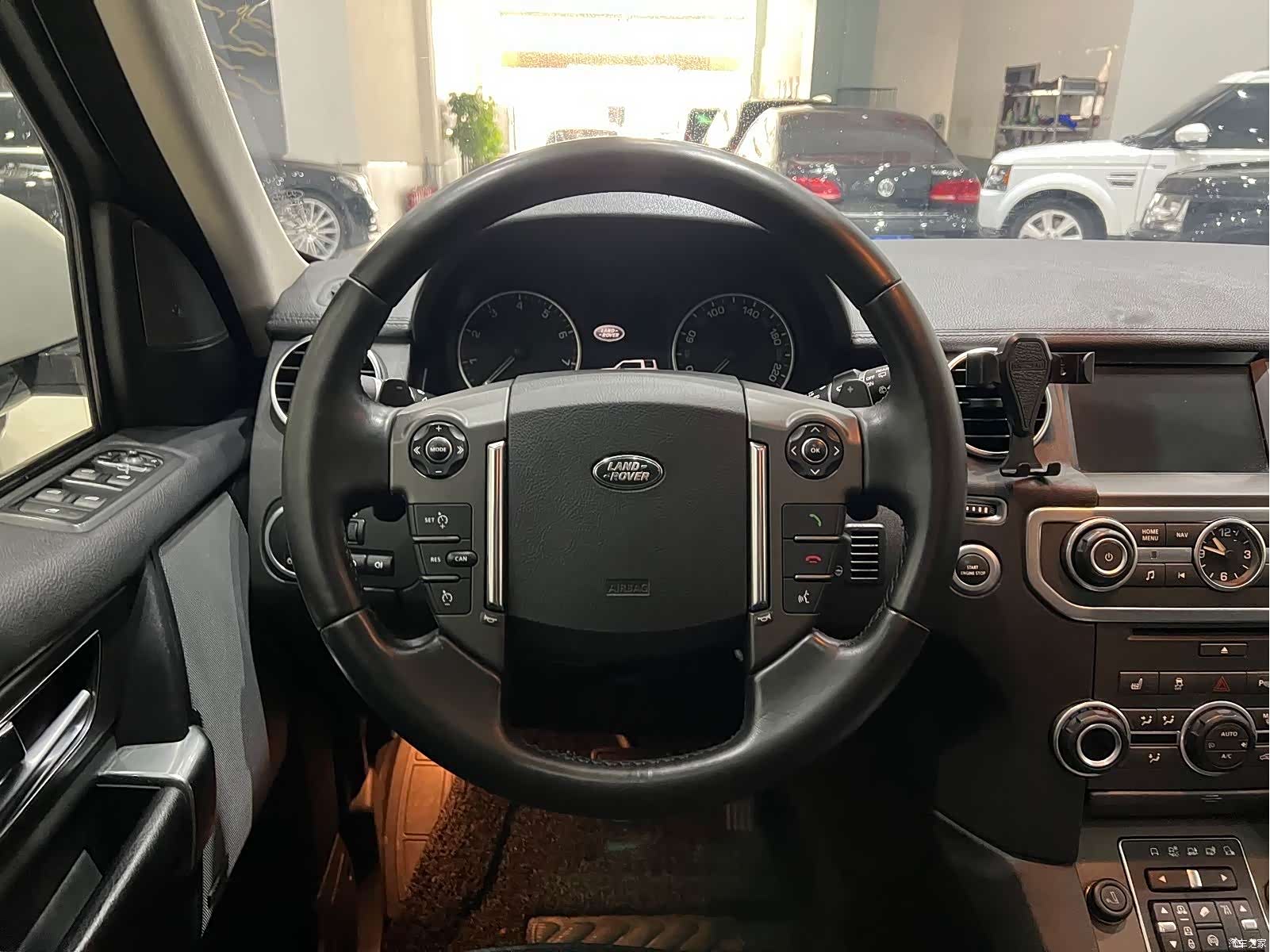 Land Rover Discovery, 2016 16