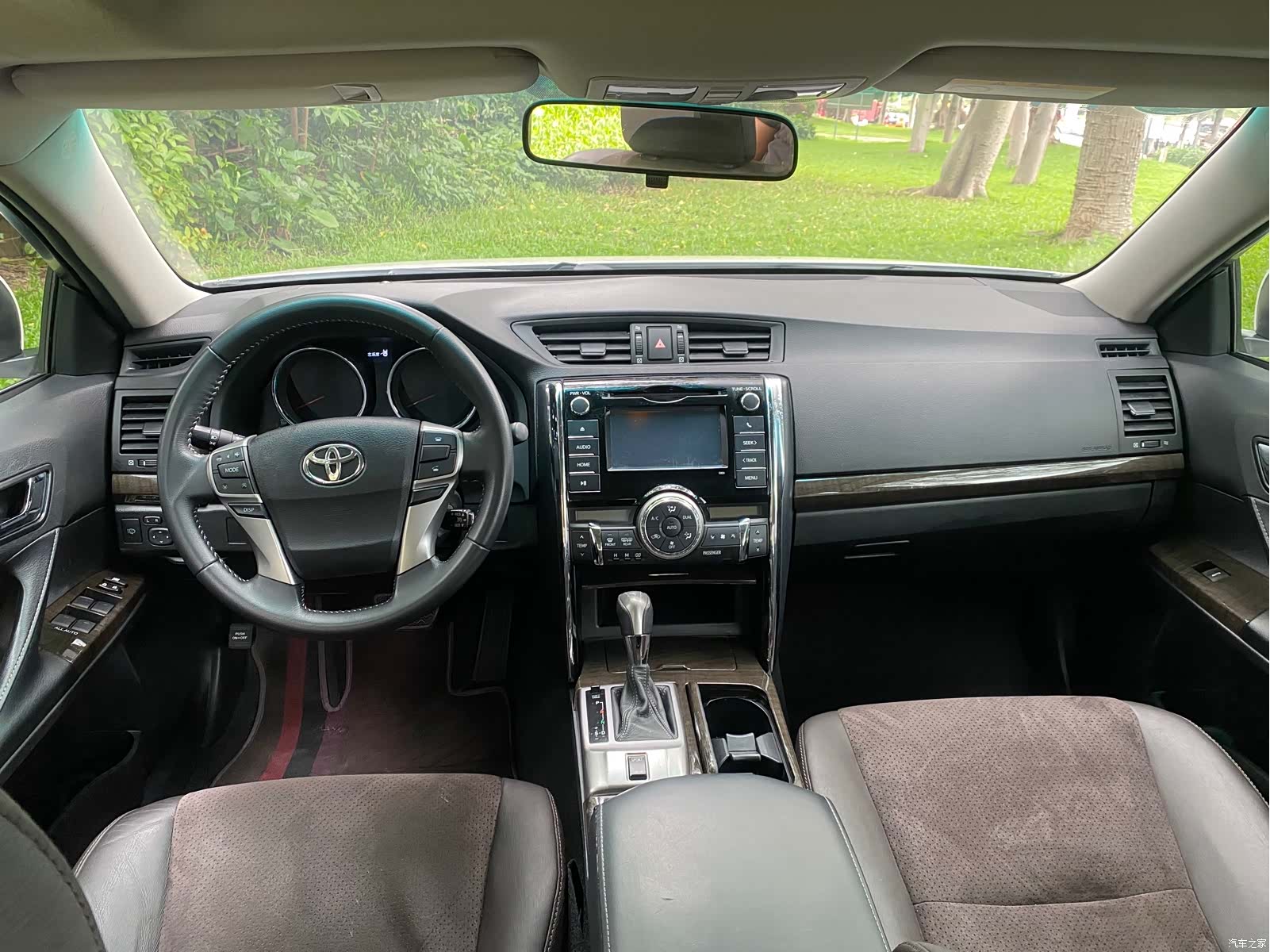Toyota 2.5V, 2016 12