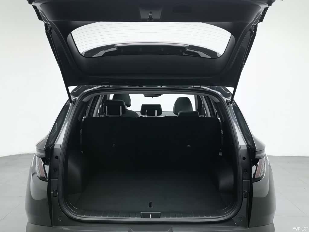Hyundai Tucson L, 2023 16