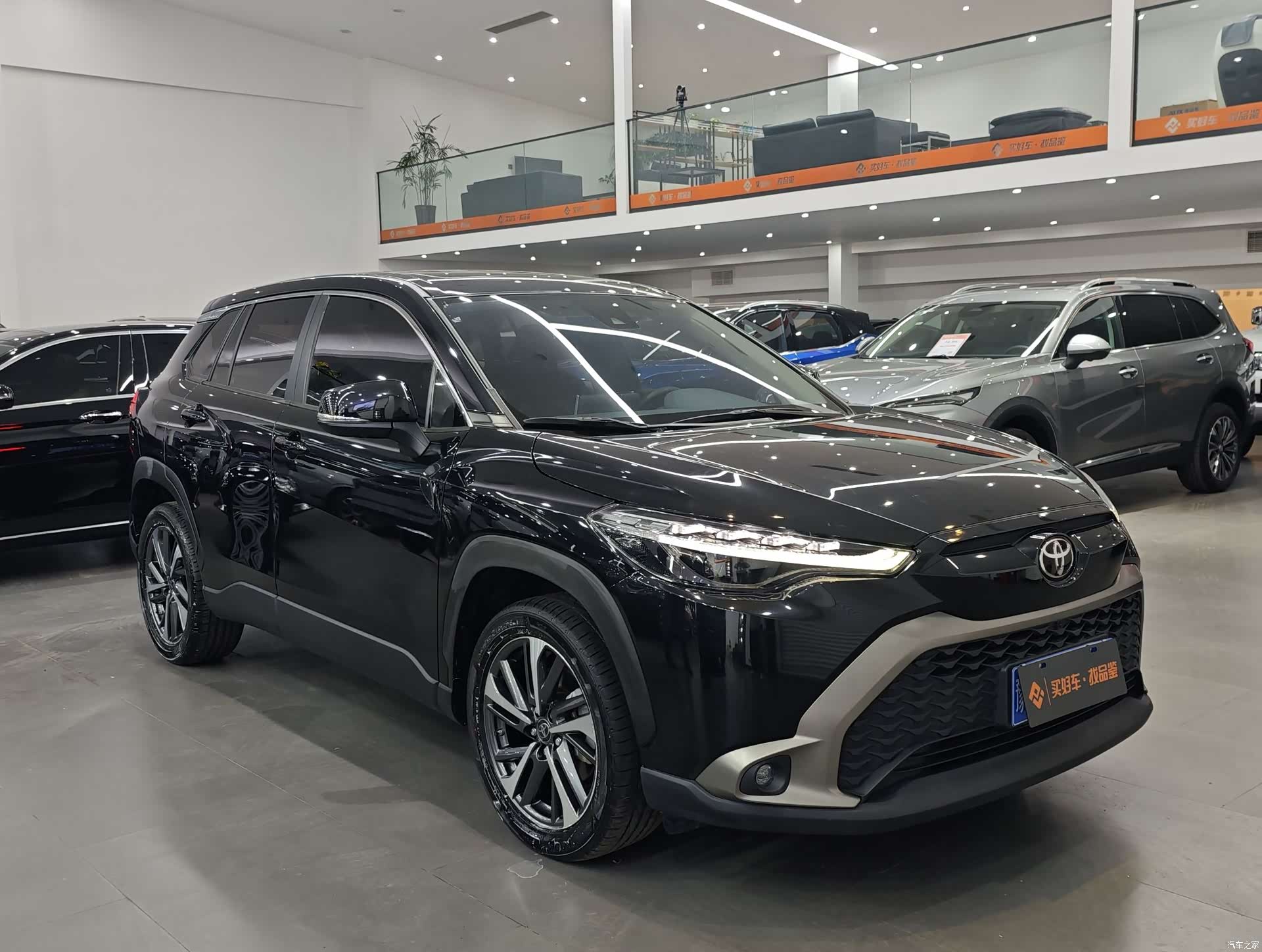 Toyota Frontlander, 2023 все фото