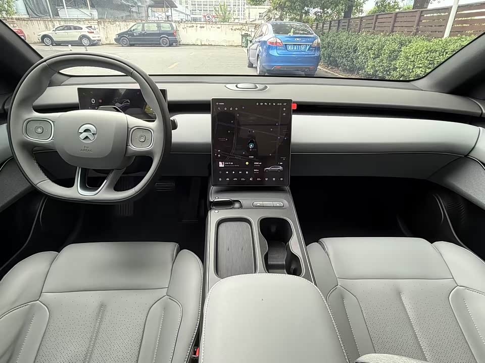 NIO ET5T
