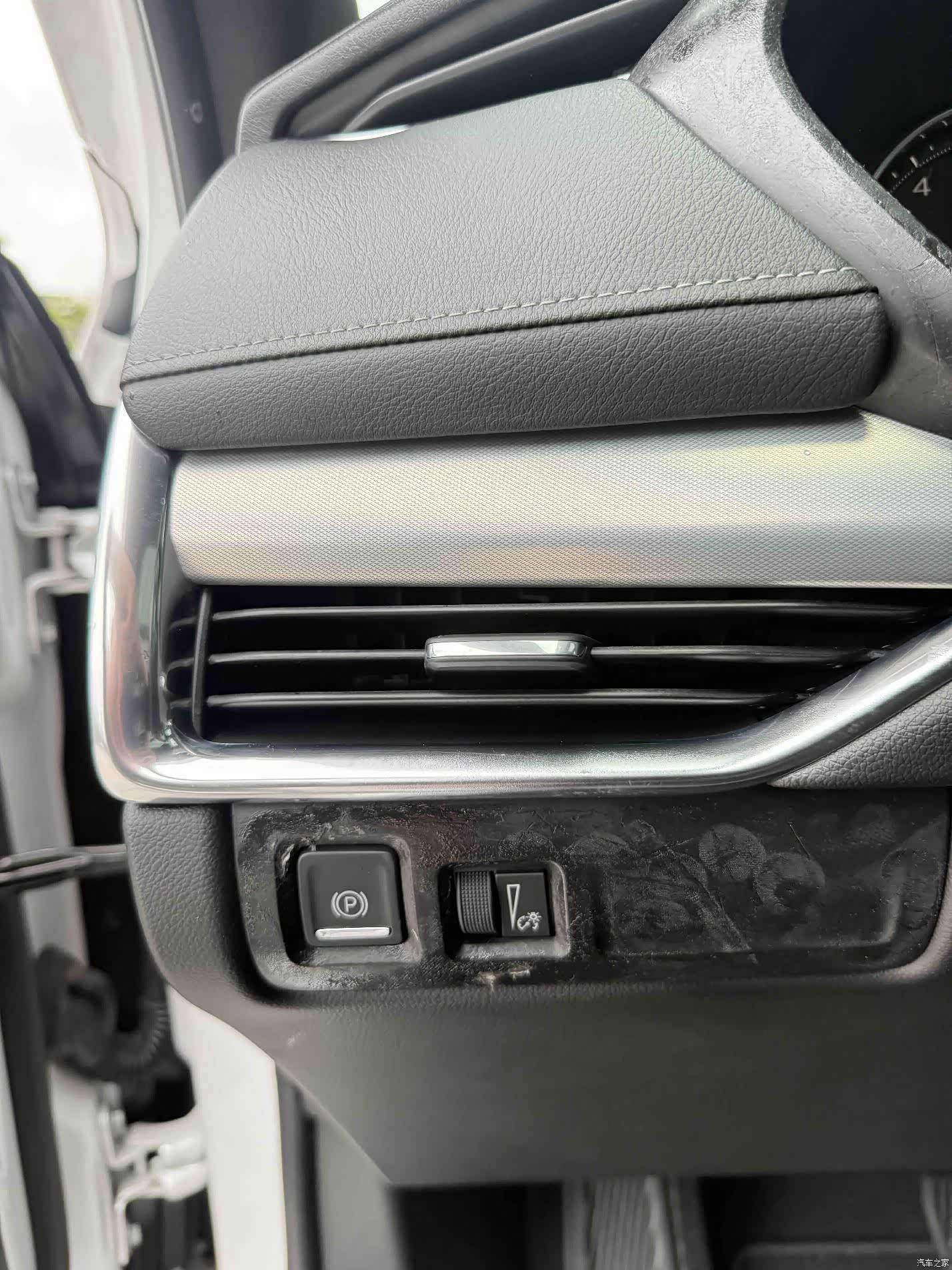 Cadillac XT4, 2019 14