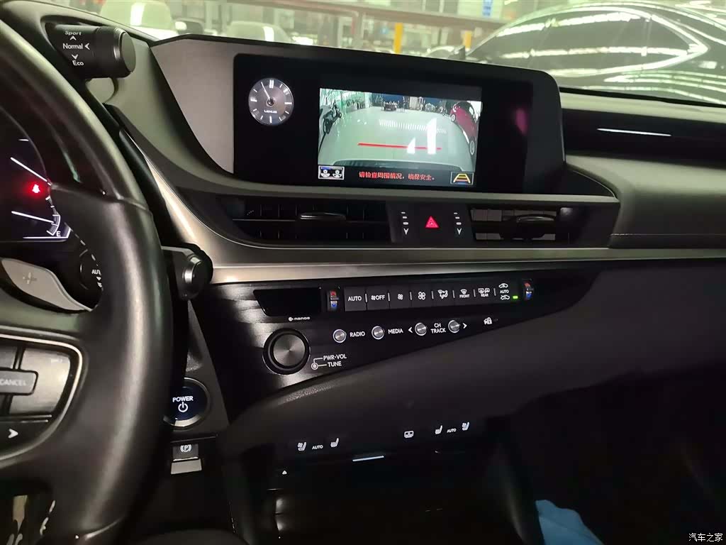 Lexus ES, 2018 6