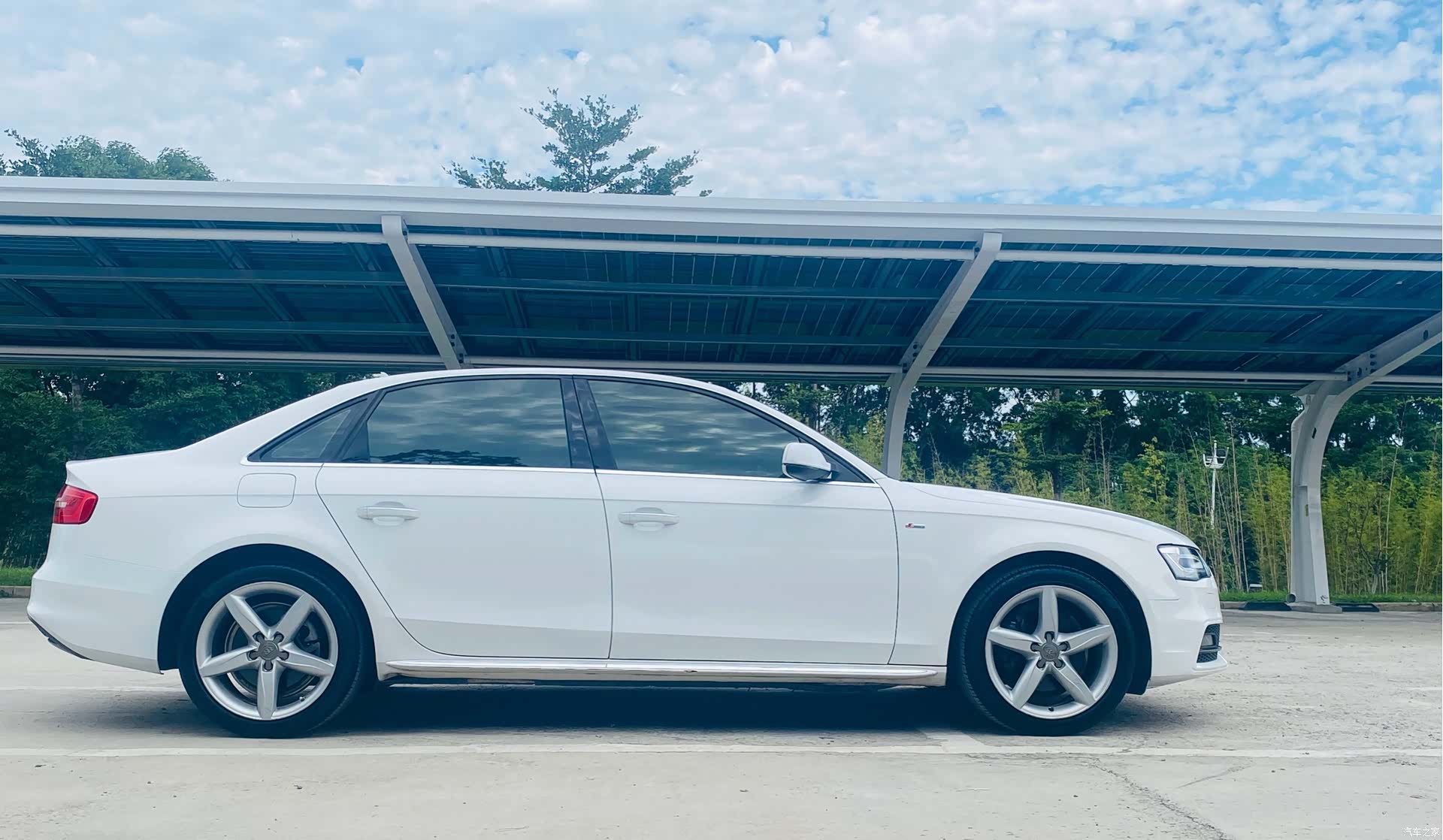 Audi A4L, 2016 4