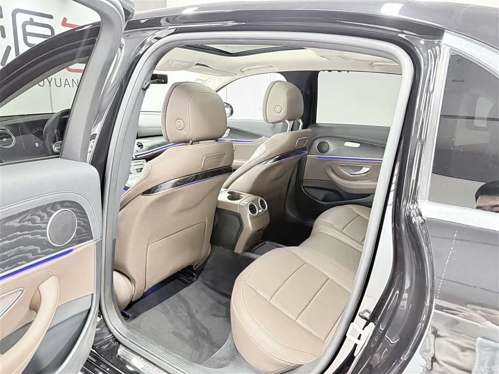 Mercedes-Benz E-Class, 2019 10