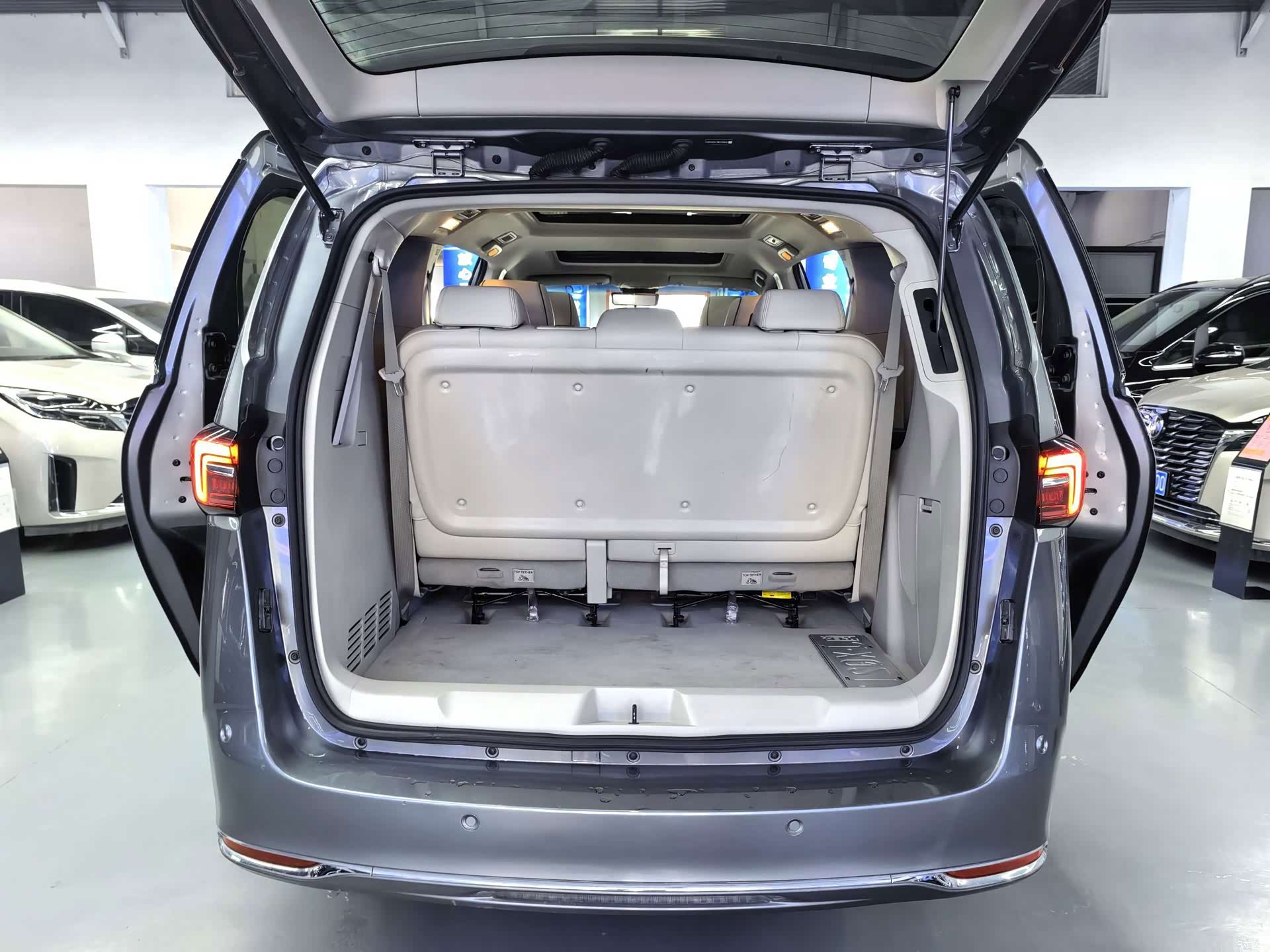 Buick GL8, 2022 14