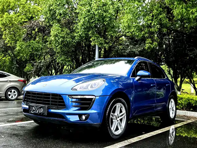 Porsche Macan 2015 — купить из Китая под заказ
