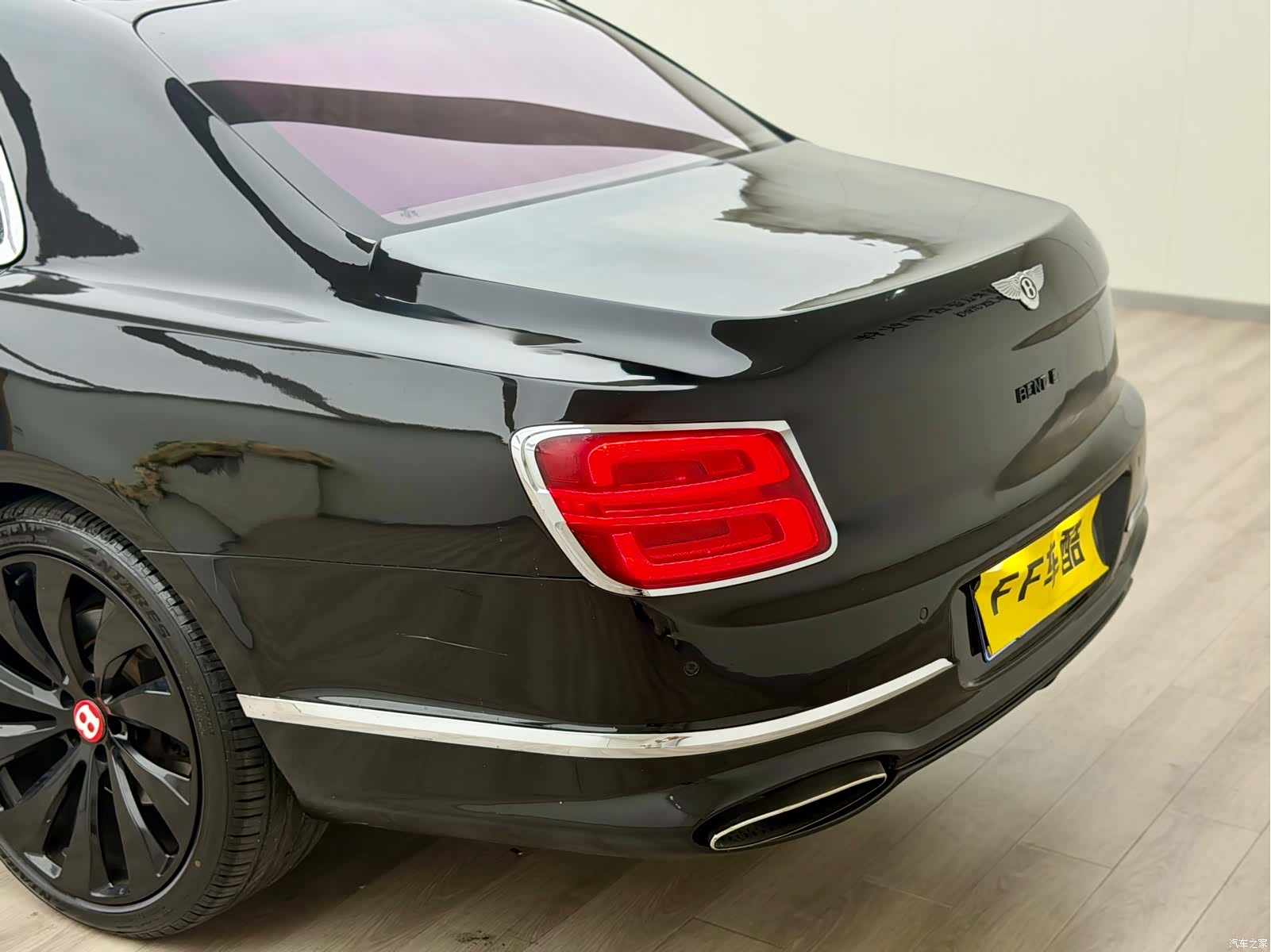 Bentley Flying Spur, 2009 8