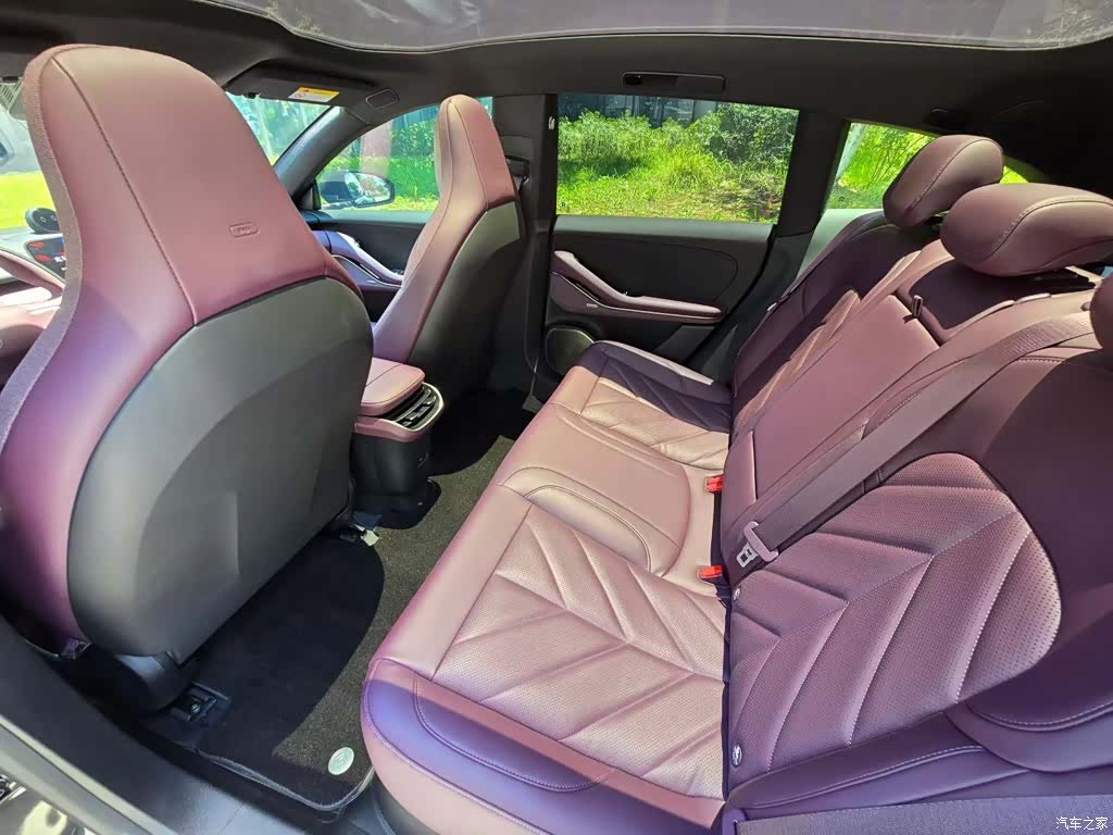 NIO ET5, 2025 6