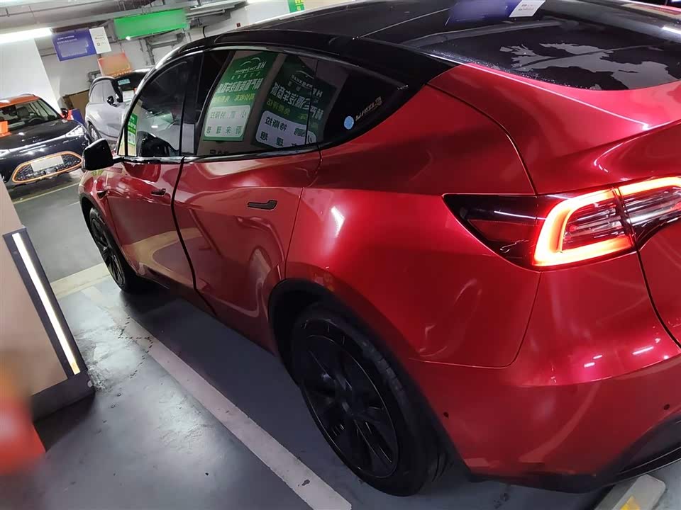 Tesla Model Y Tesla Model Y