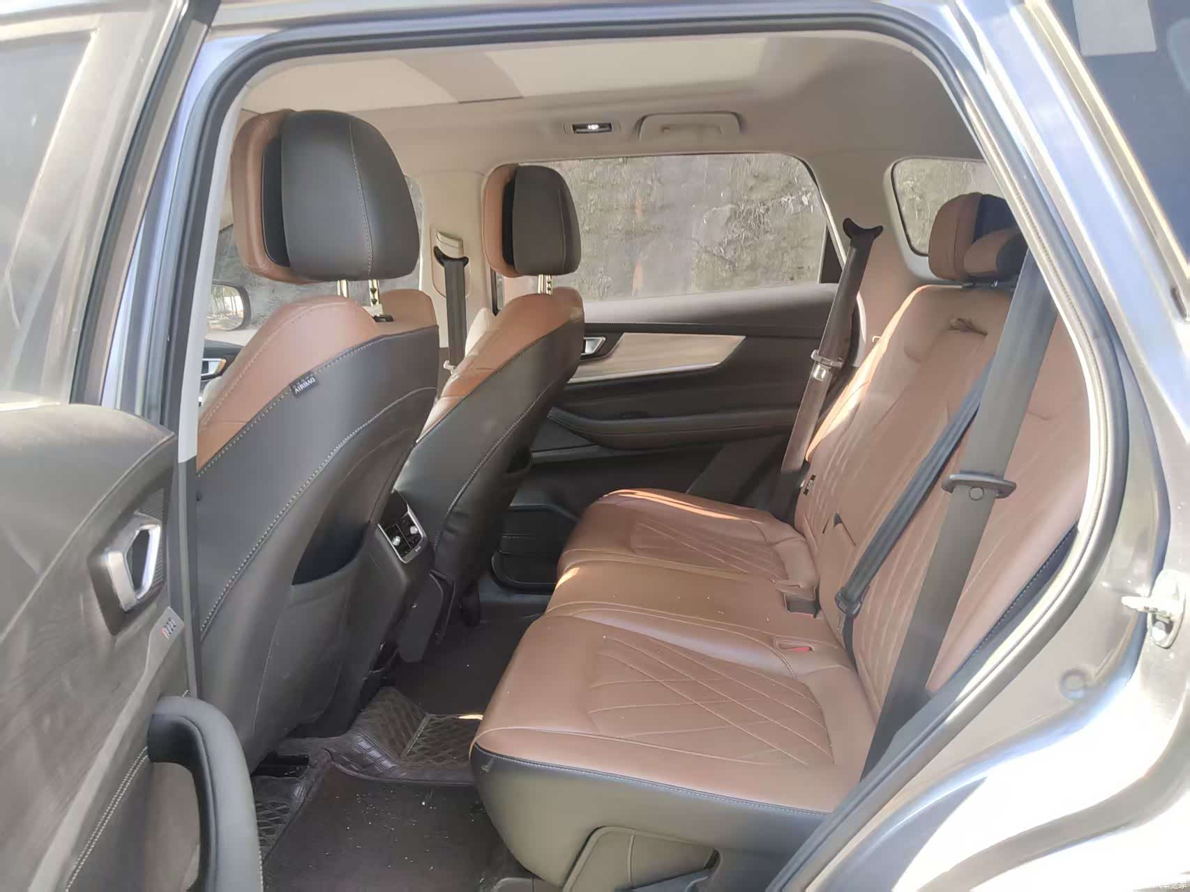 Chery Tiggo 8, 2022 все фото