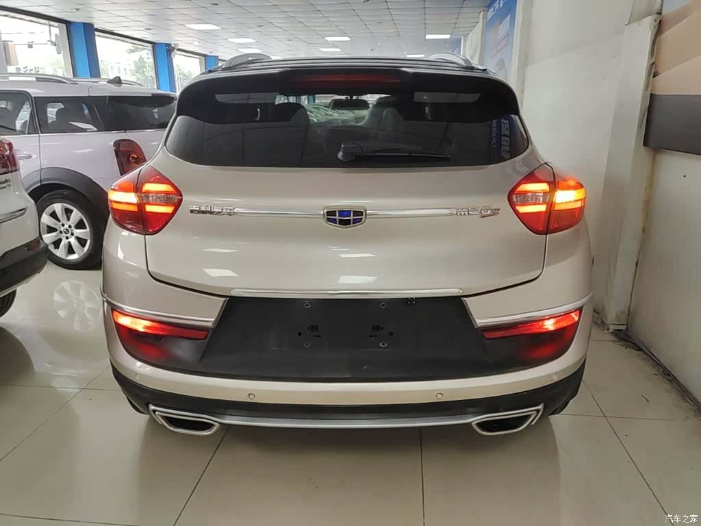 Geely Emgrand, 2018 6