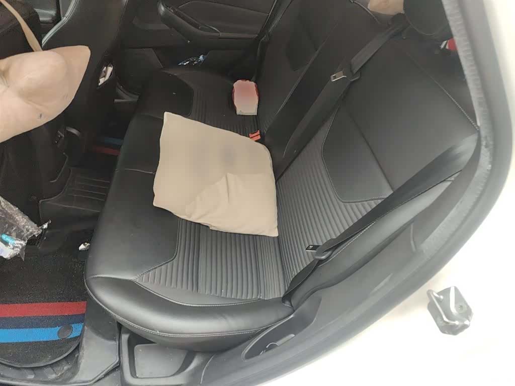 Ford Focus, 2018 18